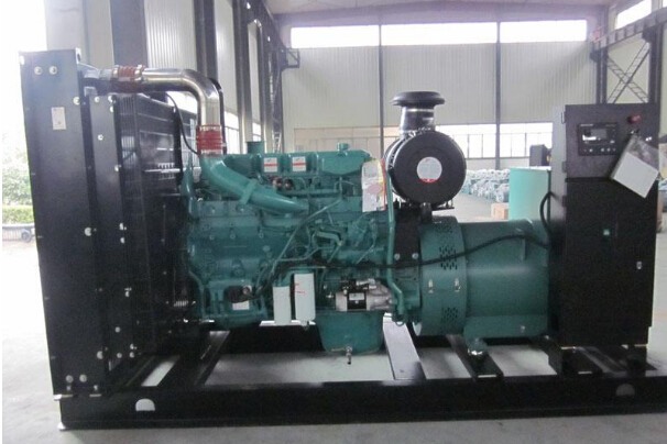 蚌埠二手常柴300kw大型柴油发电机组